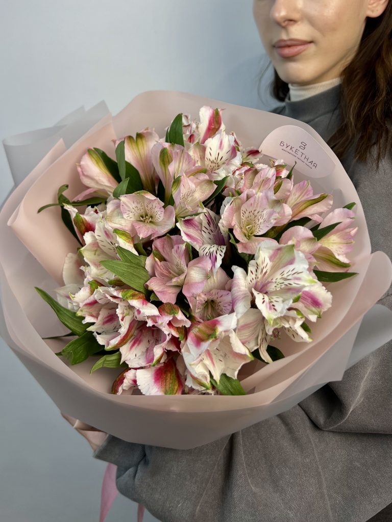 Монобукет из альстромерии