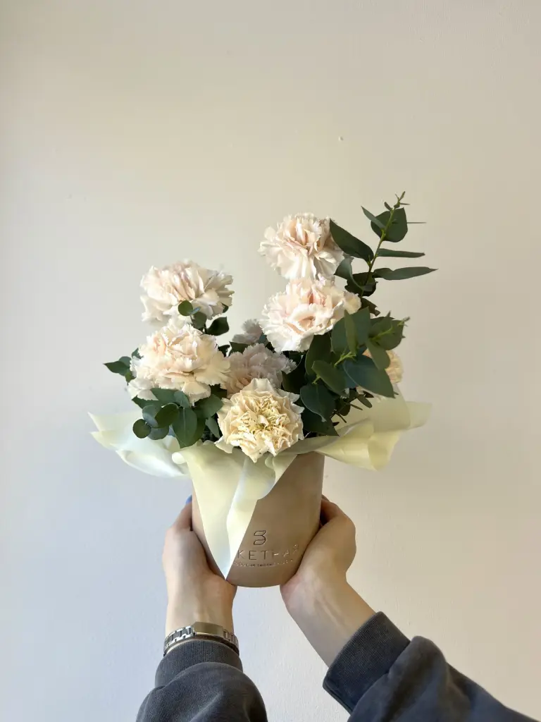 КОМПОЗИЦИЯ ИЗ ДИАНТУСОВ