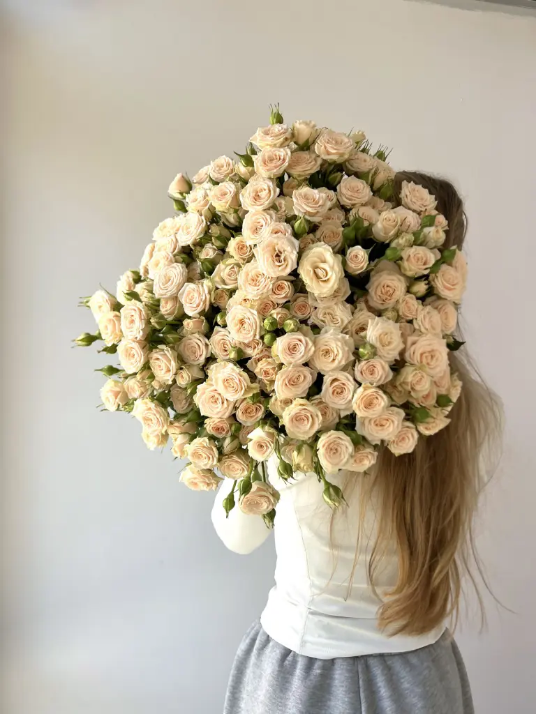 Кустовая роза Сансерре