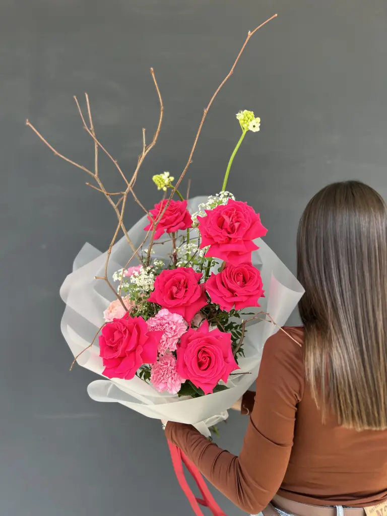 Яркий составной букет