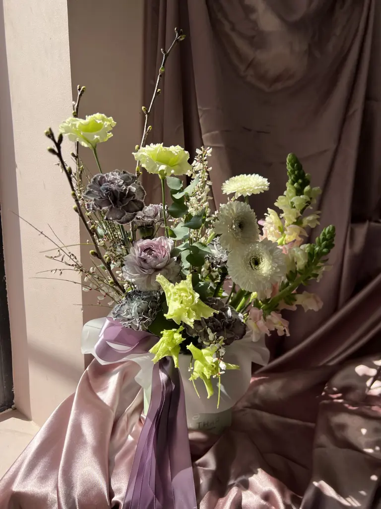 Композиция в лавандовой гамме