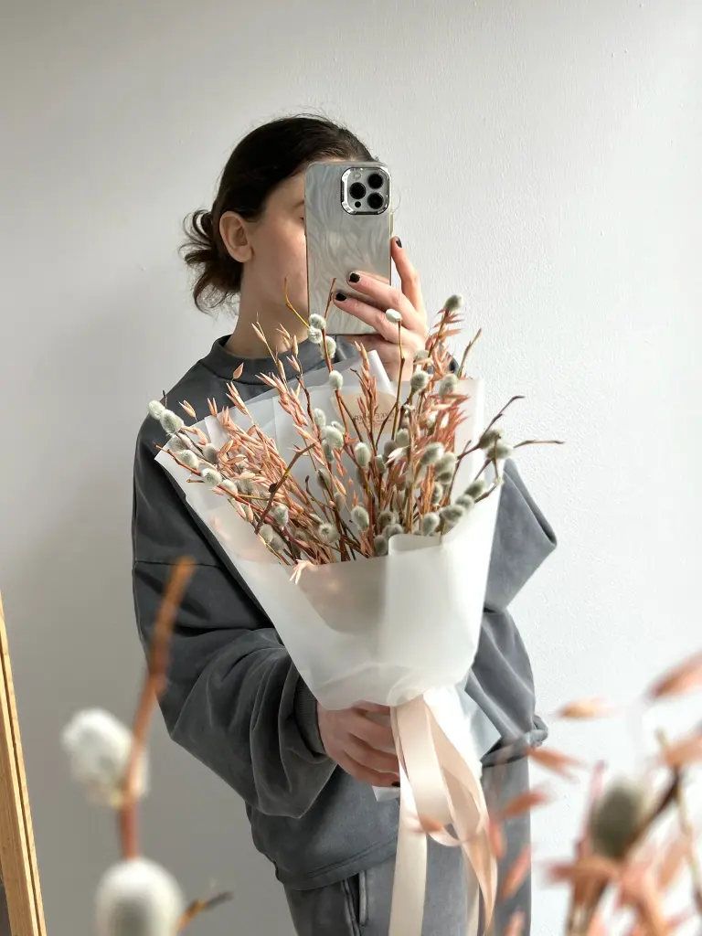 Букет из вербы с сухоцветом овса