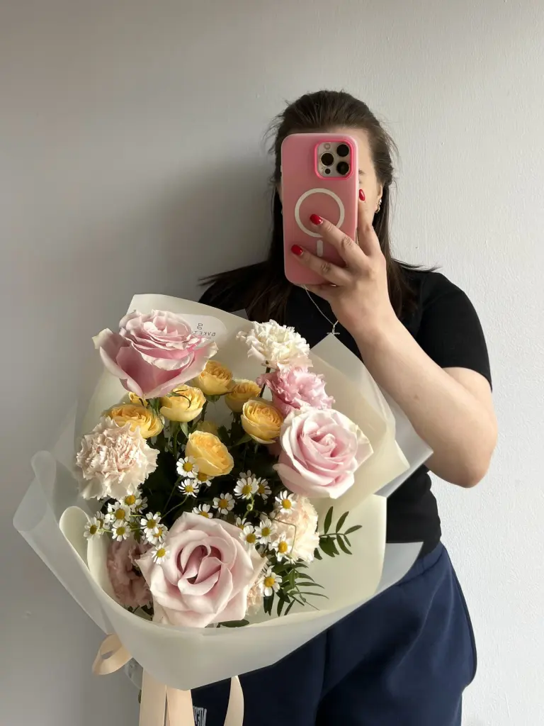 Нежный составной букет