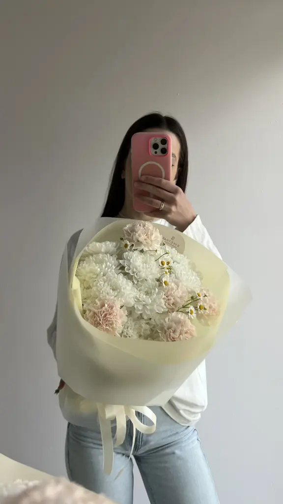 Нежный букет с диантусами