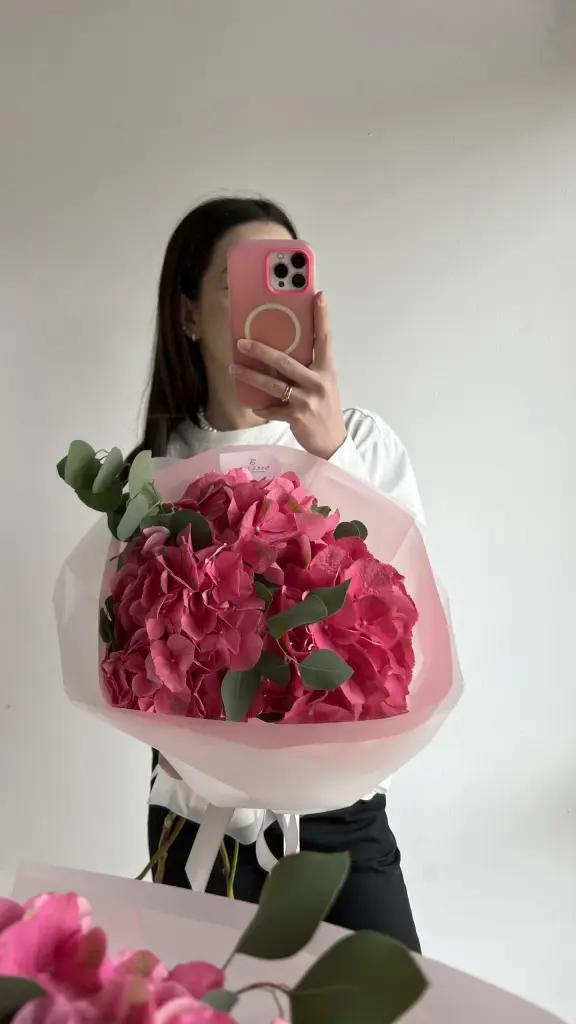 Монобукет из гортензий